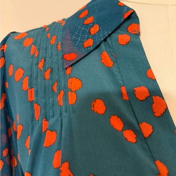 Quintessential Autumn - Diane Von Furstenberg Long Sleeve Shirt Dress - Picture 5 of 14